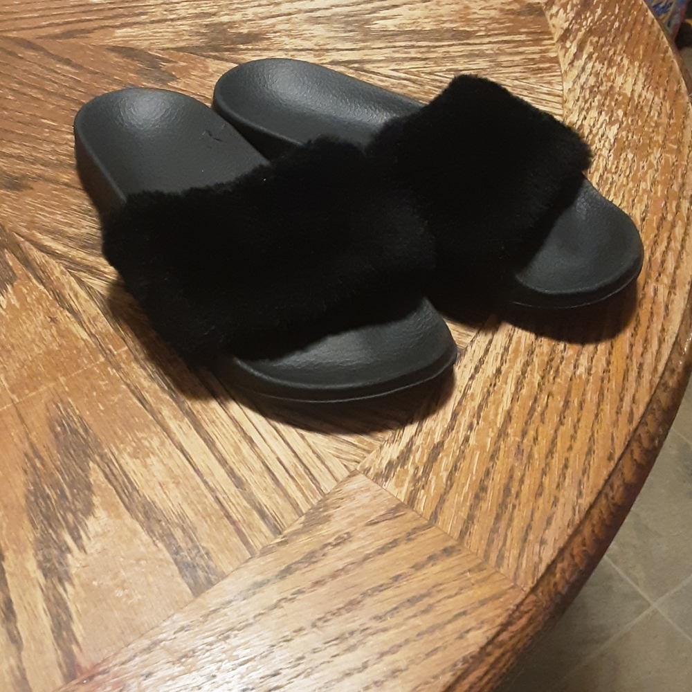 Kids slippers